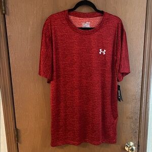 Under Armour Men’s Red Short Sleeve Performance Tee